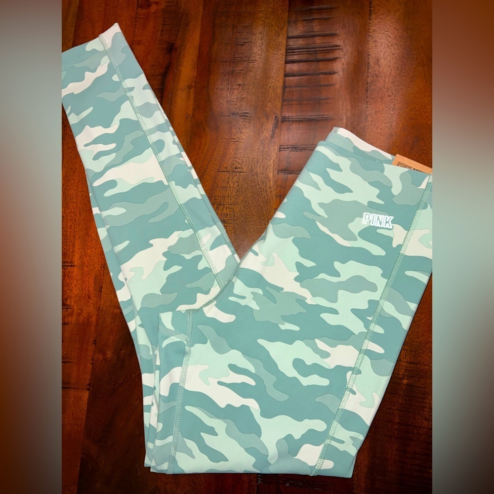 Victoria’s Secret PINK Active Compression Legging High Waist Full Length Camo M